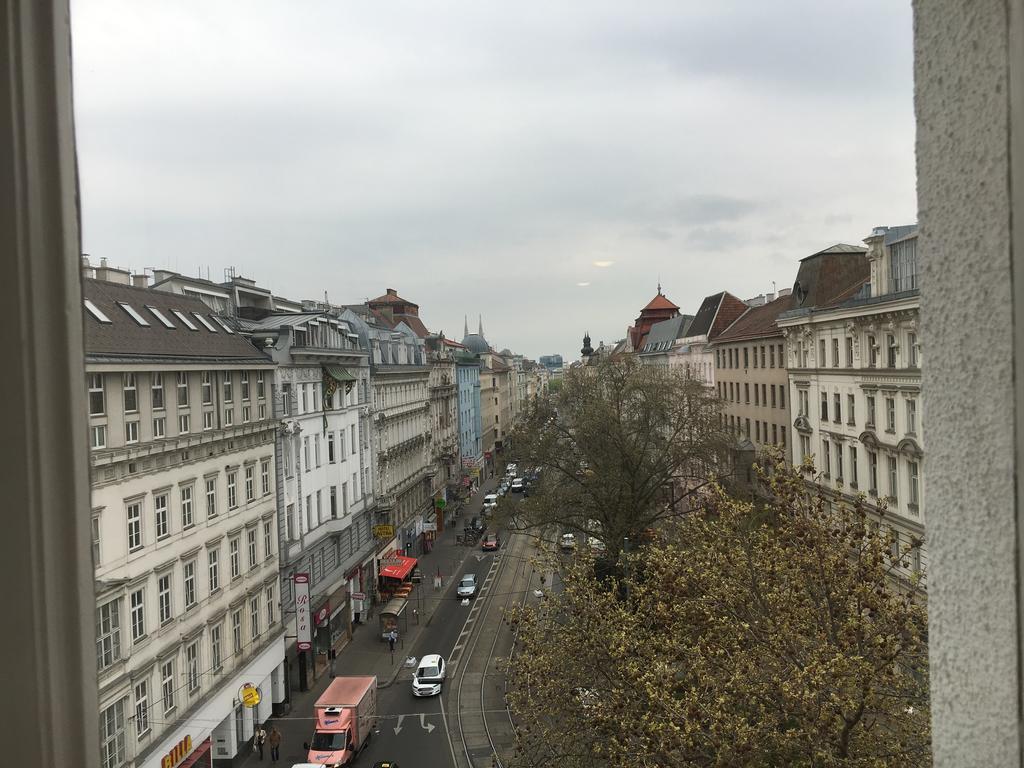 Pension Ani Vienna Exterior photo